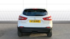 Nissan Qashqai 1.3 DiG-T Acenta Premium 5dr Petrol Hatchback